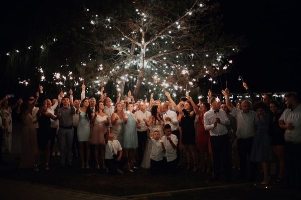 Jakie atrakcje na wesele - zimne ognie na wesele